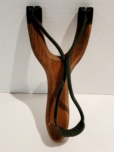 EINZIGARTIGE HANDGEFERTIGTE STEINSCHLEUDER AUS HOLZ MIT ADLERKOPF AUF DER VORDERSEITE -- 7 3/4 ZOLL HÖHE N - Bild 3 von 6
