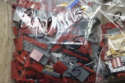 LEGO® Marvel 76210 Infinity Saga Hulkbuster 100% Complete W/Manuals EUC! NICE! - Picture 5 of 18