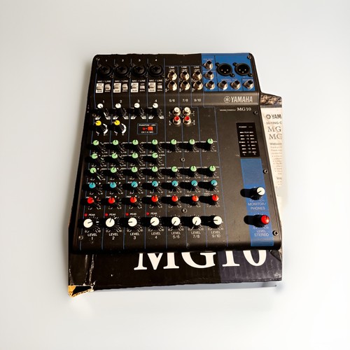 Yamaha MG10XU Stereo Mixer Mixing Console - Picture 3 of 4