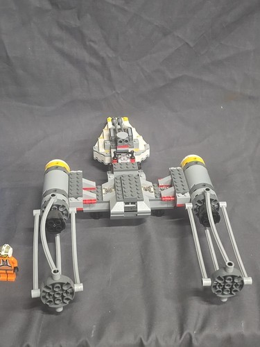 Lego 2004 Star Wars TIE Fighter and Y-wing Toys R Us Exclusive 7262 99% Complete - Picture 3 of 8