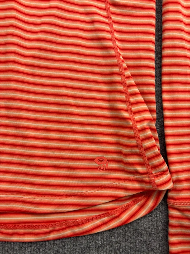 Camisa feminina Mountain Hard Wear Wick.Q pequena listra laranja manga longa 1/4 zíper - Imagem 2 de 4