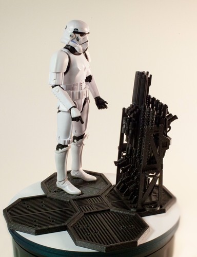Deck Plates - 1/12 STAR WARS Black Series Blaster / Accessories Rack - Picture 7 of 7