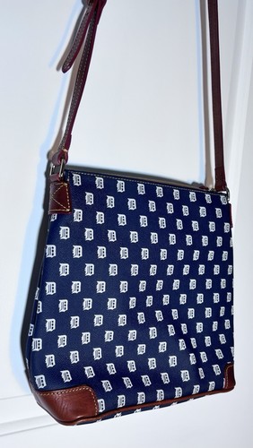 EUC Dooney Bourke MLB Detroit Tigers Blue Brown Leather Crossbody Purse Satchel - Picture 4 of 14