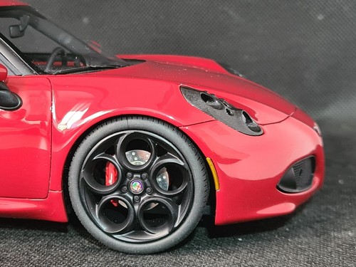 Alfa Romeo 4C Red TOP MARQUES 1/18 No Autoart Minichamps Kyosho Norev Otto Spark - Imagen 12 de 23