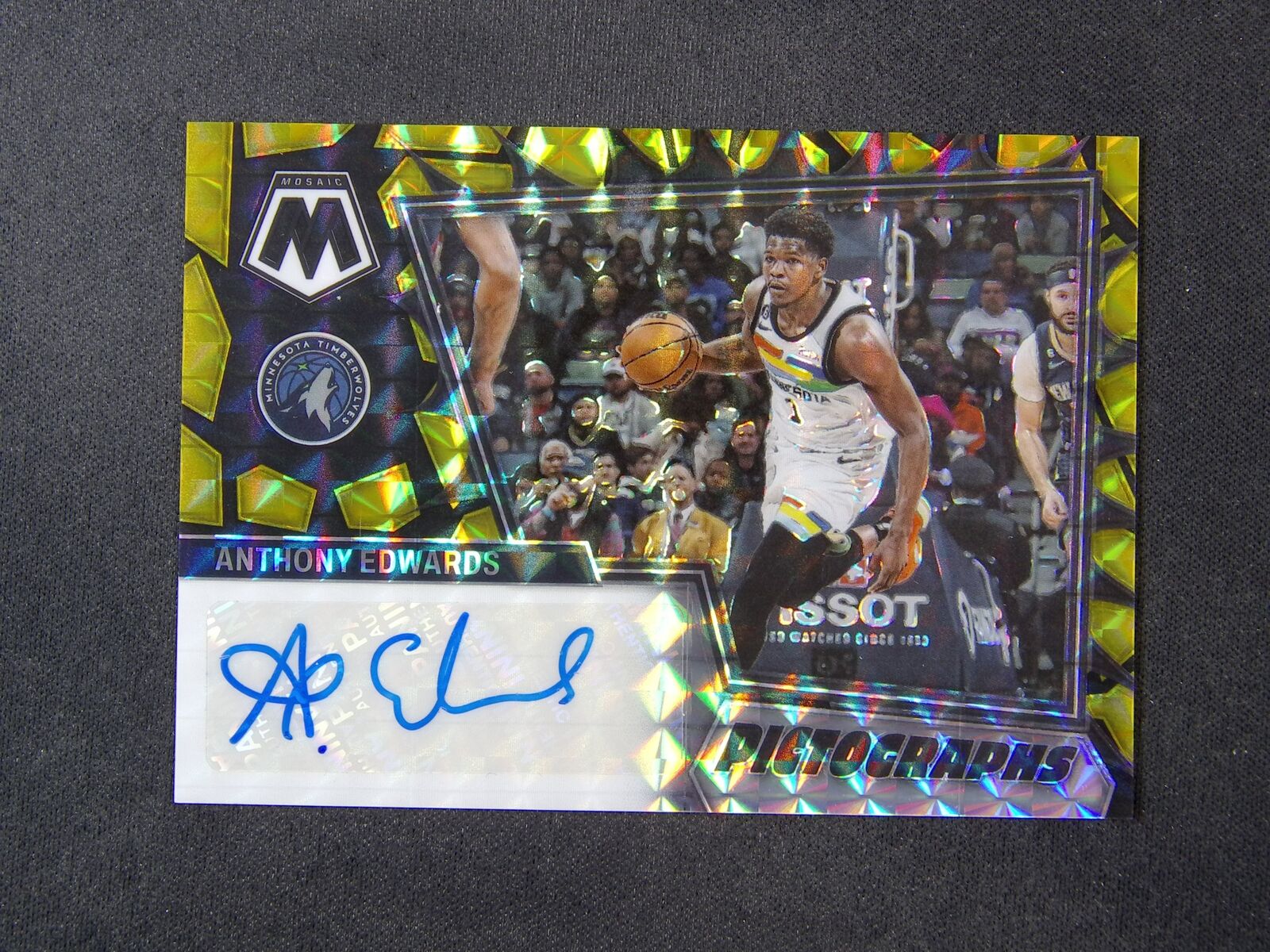 2022-23 Panini Mosaic Anthony Edwards Pictographs Auto Black Gold 8/8≈1/1