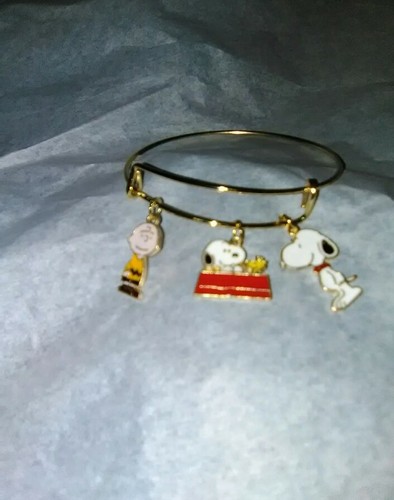 Snoopy Bracelet - Snoopy, Woodstock, Charlie Brown, Peanuts Bracelet - Picture 4 of 5