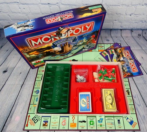 Monopoly Wales-Cymru Edition by Winning Moves Vintage 2000 (8yrs+) - Complete - Picture 3 of 17