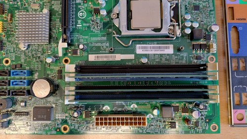 Placa madre Acer Packard Bell ixtreme M5050 ATX + 6 GB de RAM + CPU de cuatro núcleos i5 - Imagen 2 de 6