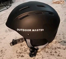OutdoorMaster Kelvin Ski Helmet - Snowboard Helmet for Men, Women,Youth Blk Med