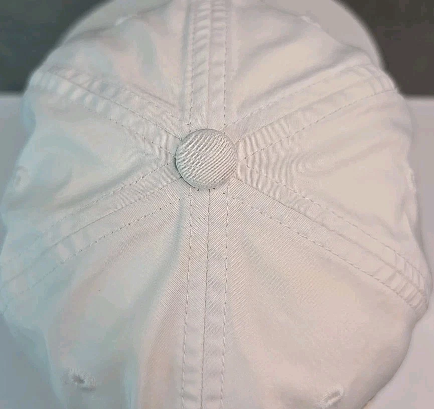 Gorra PUMA para mujer Evercat Opal ajustable blanca oro rosa metal logo gorra Foto 4 de 4