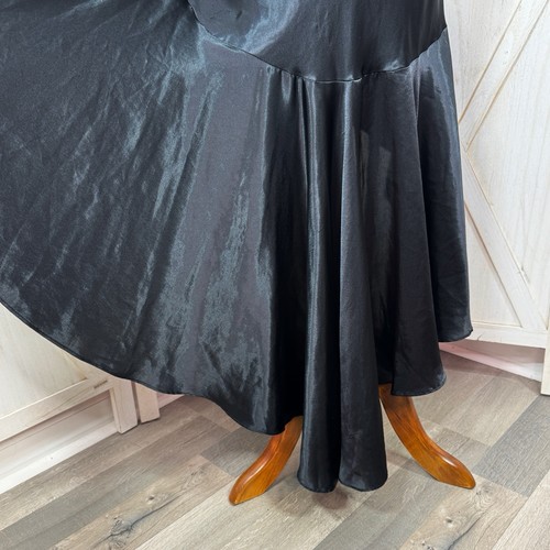 Natori Nachthemd klein schwarz Satin Spitzeneinsatz hoch niedrig Meerjungfrau Schwanz Schlupfkleid - Bild 8 von 15