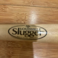 Louisville Slugger Museum and Factory 18” Mini Wooden Baseball Bat Souvenir