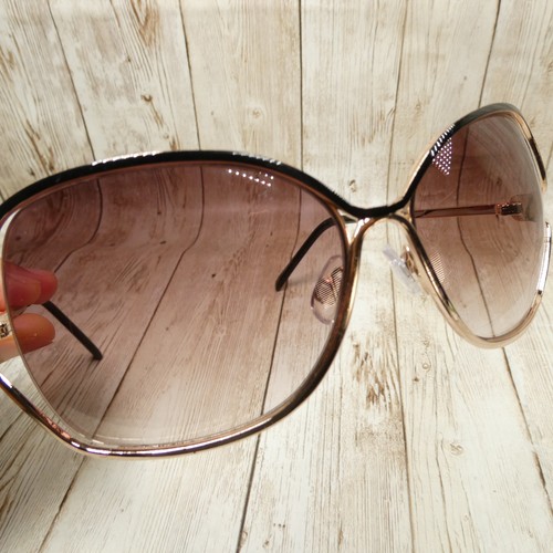 Occhiali da sole donna Simply Vera Wang oro rosa oversize sfumato - appena sposati - Foto 13 di 17