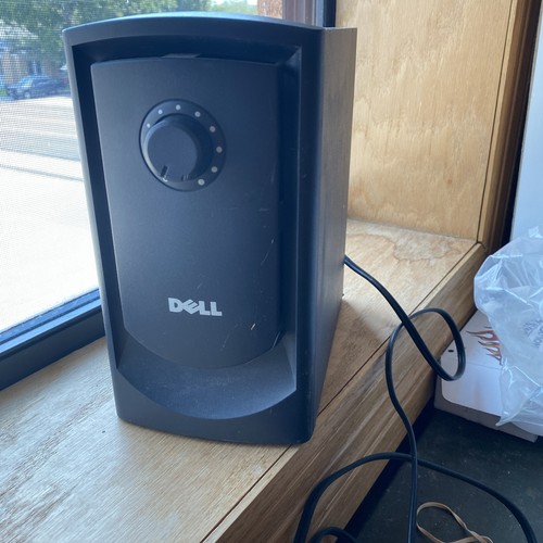DELL Zylux Computer Speaker System Powered Subwoofer Model# CN-0N1818-71623 - Picture 1 of 4