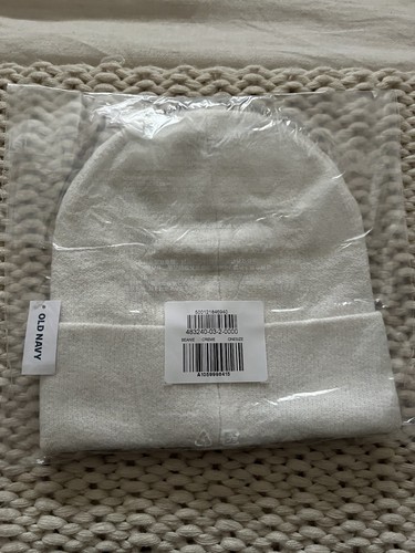 NWT Old Navy Cream Crème Soft Knit Sweater Beanie for Women Warm Winter Hat Cap - Picture 2 of 5