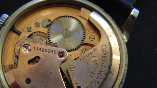 Vintage Omega Bumper Automatic 1940s 342 Cal.Steel Cased, Sub Dial Mans Watch - 第 10/16 張圖片