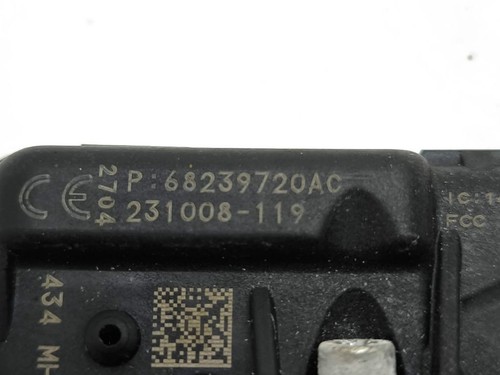 Jeep Cherokee 2015 Tire Pressure Sensor 68239720AC AMD148524 - Picture 8 of 8