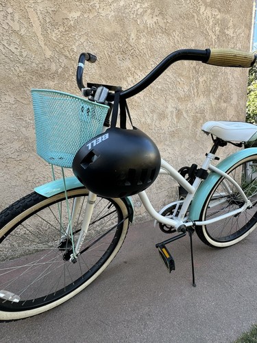 Women’s Huffy Cruiser - Picture 6 of 8