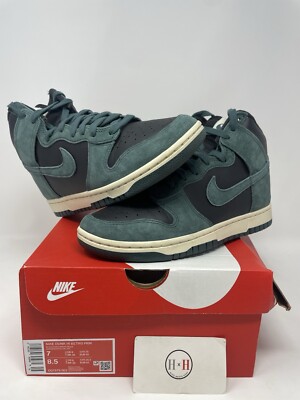 ★【NIKE】★DUNK HIGH FADED SPRUCE スニーカー★25-29cm★ Nike Dunk High Premium Faded Spruce 2023 Size 7 DQ7679-002