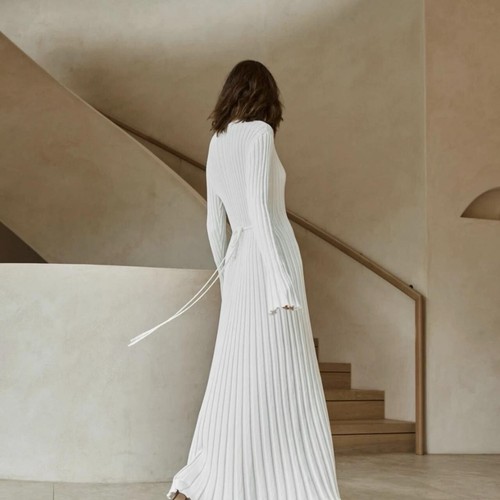 Dissh - REIGN WHITE SLEEVED KNIT MIDI DRESS - AU10 - Excellent Condition - Picture 3 of 8
