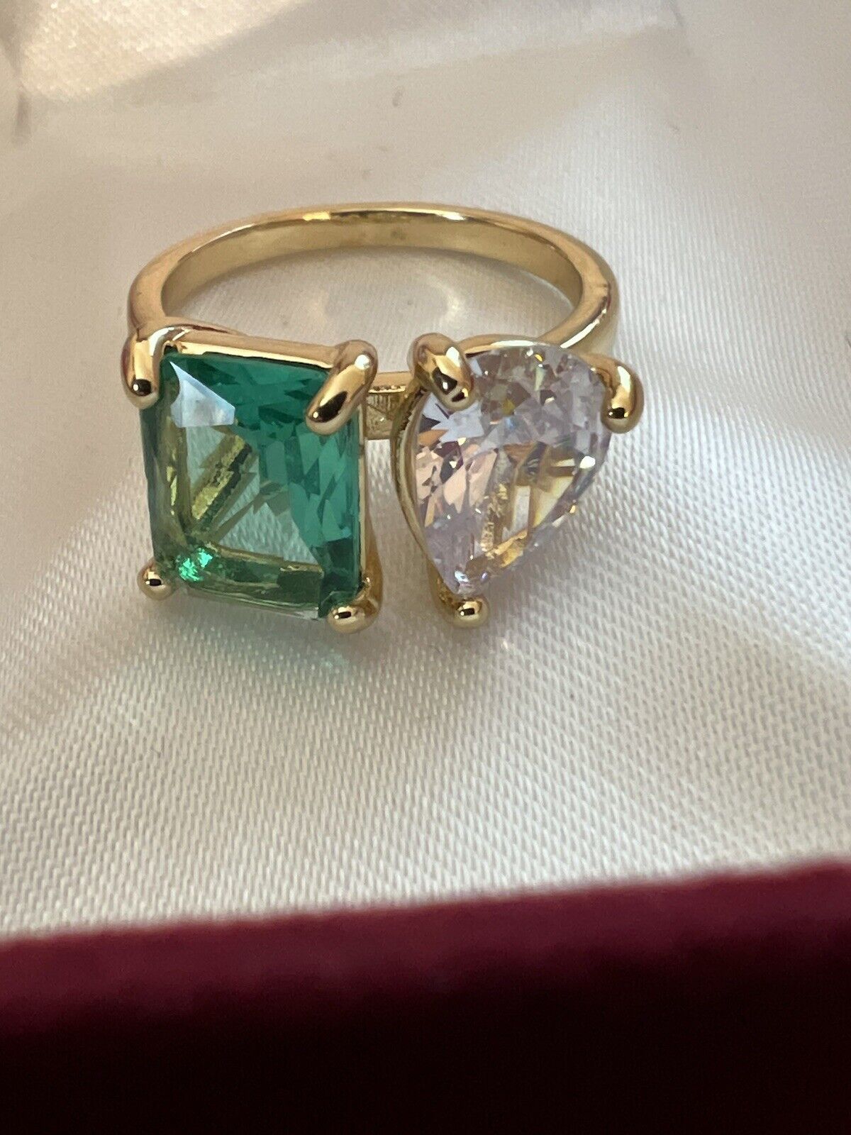 Picture 2 of 4
