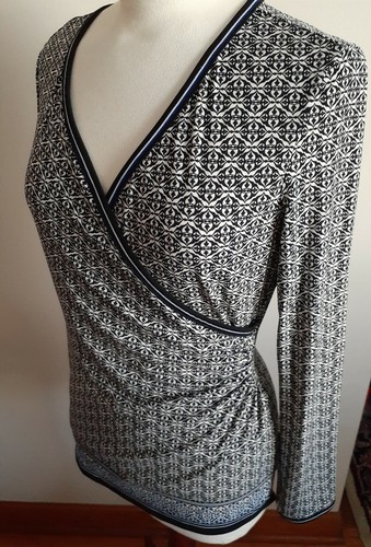 Max Studio Tunic geo batik Stretch black Ruched Side V-Neck Surplice S/small - Picture 6 of 10