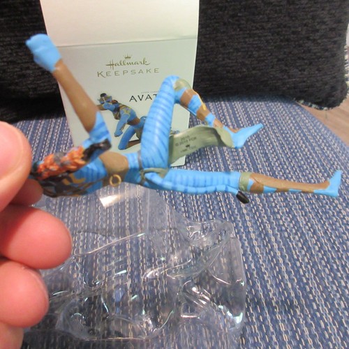 Hallmark Keepsake Ornament Avatar Jake Sully 2010 New in Box - Picture 4 of 9