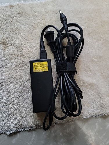 Genuine Toshiba PA3917u-1ACA PA3467U-1ACA PA3714U-1ACA PA-1650-21 Laptop Charger - Picture 4 of 5