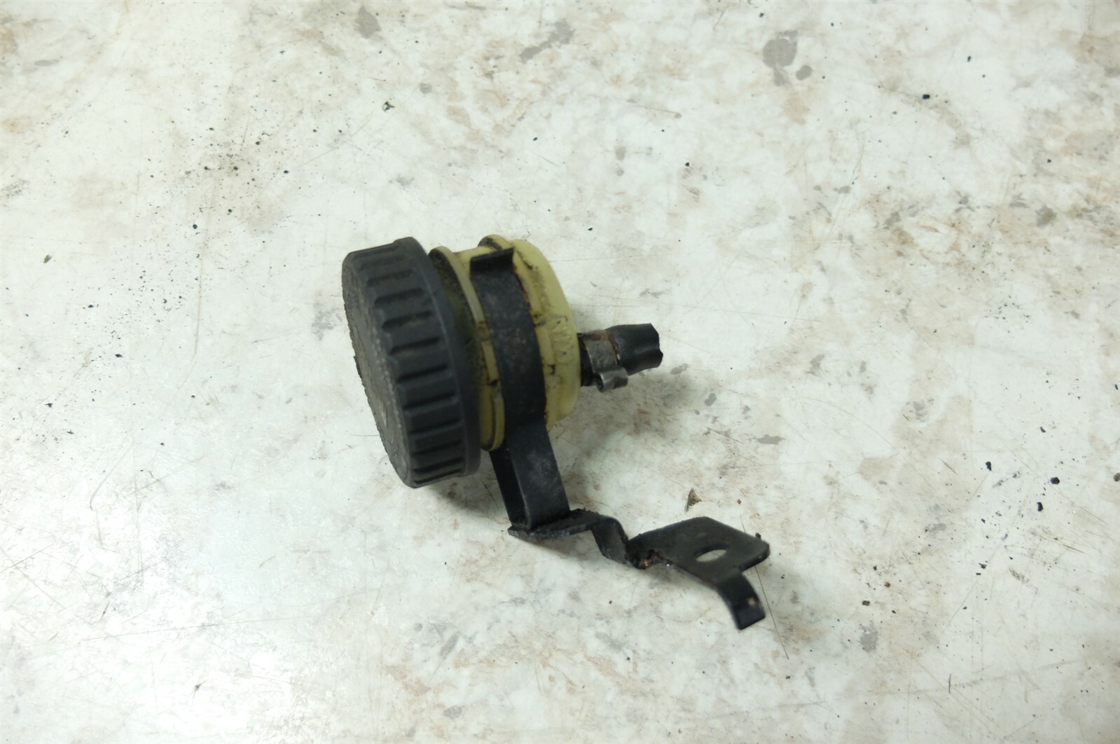 07 BMW K1200GT K 1200 K1200 GT rear back brake fluid reservoir eBay