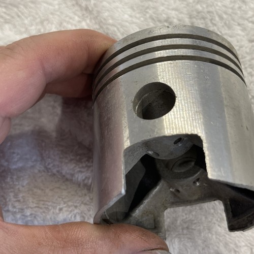 BSA BANTAM D5 D7 D14 BUSHMAN ETC PISTON 90-1472. 999 - Picture 10 of 24
