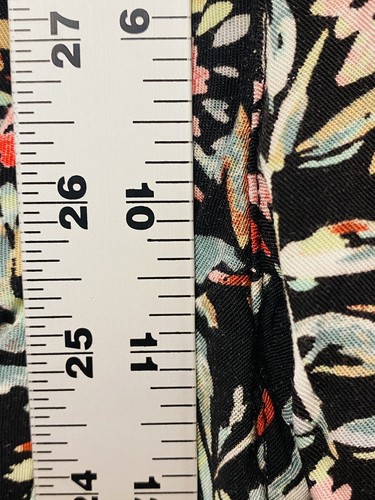 Jessica Simpson Women's Missy Size Small Black Floral Pants - Picture 8 of 9