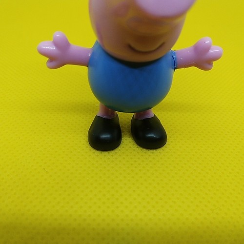 PEPPA PIG FIGURE - Brother GEORGE Pig in BLUE solid PVC figure 2" - Picture 6 of 19