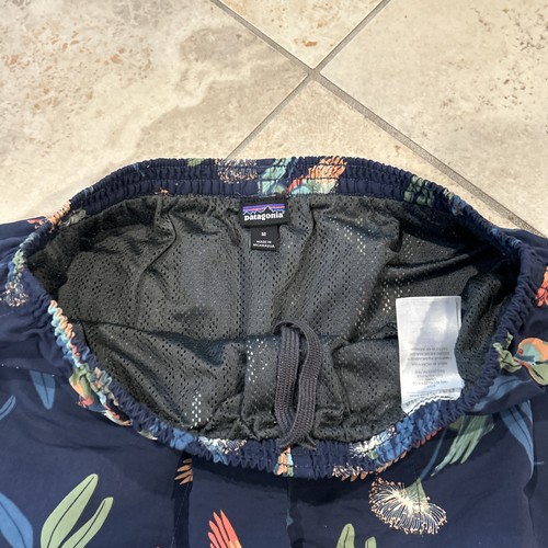 Patagonia Baggies Longs Shorts Herren mittelblau Paradiesvögel Blumen gefüttert - Bild 3 von 9
