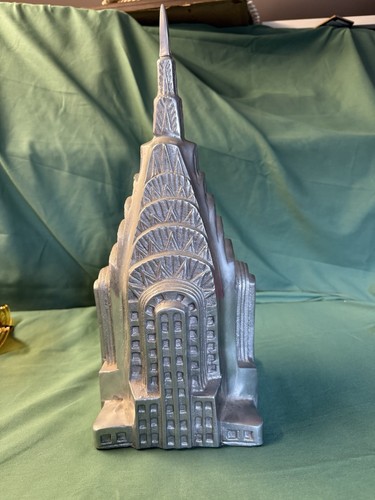 Chrysler building metal statue Beautiful Gold Building New York Art Deco Cast 16 - Picture 1 of 7