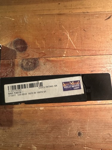 Bad Taste (1987) VHS Tape Peter Jackson Horror Comedy Magnum Entertainment - Picture 6 of 13