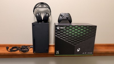 Microsoft Xbox Series X 1TB Console Gaming System Only Carbon Black 1882