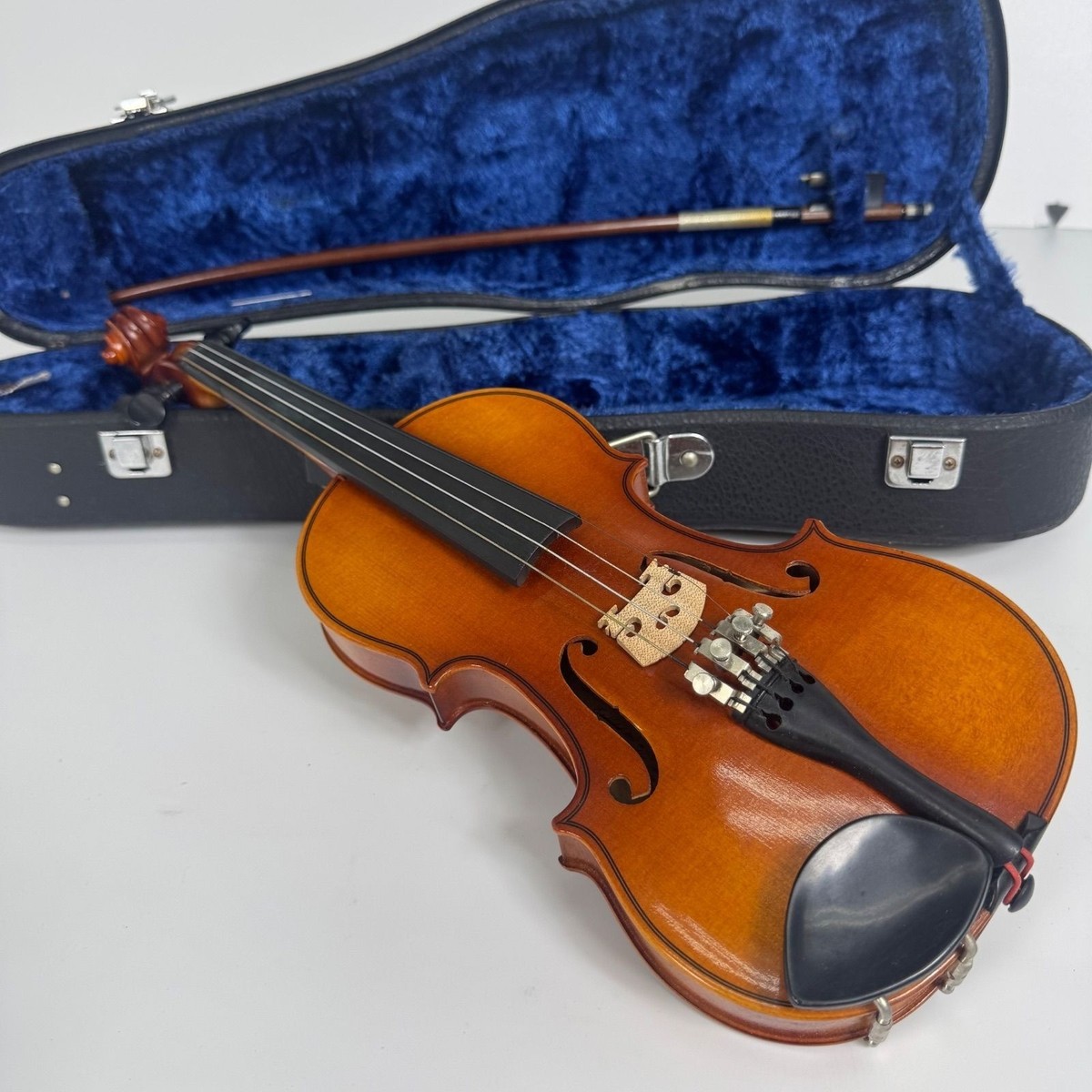 Suzuki No.220 1/8 Violin with Hard Case Vintage Child