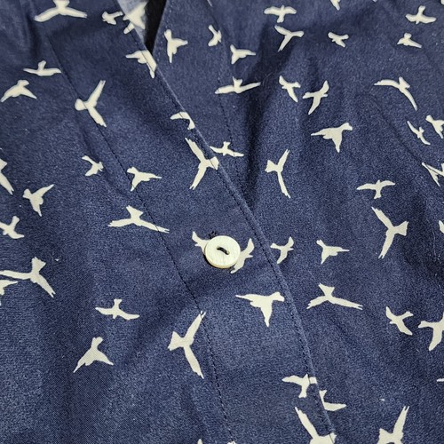 Foxcroft Women’s Small Navy Blue White Bird Easy-Care Button Down Top - Picture 3 of 9