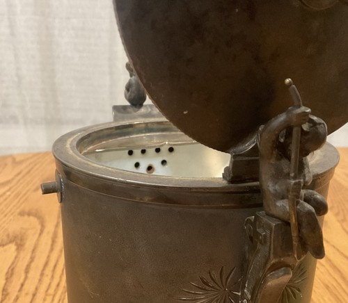 Antiker Meriden Britannia Company Silber Kippbarer Tee Kaffee Krug 1868 Cherub - Bild 14 von 14