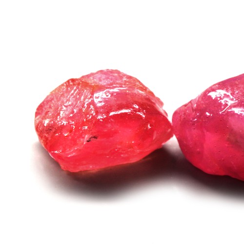 34.50Ct. Natural Gemstone Ruby Rough Pinkish Red Color Mine Mozambique Sparkling - Picture 4 of 7