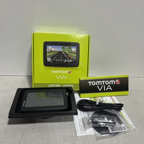 Tomtom GPS Navigation Wide Screen Model 4EN52 Z1230 NEW