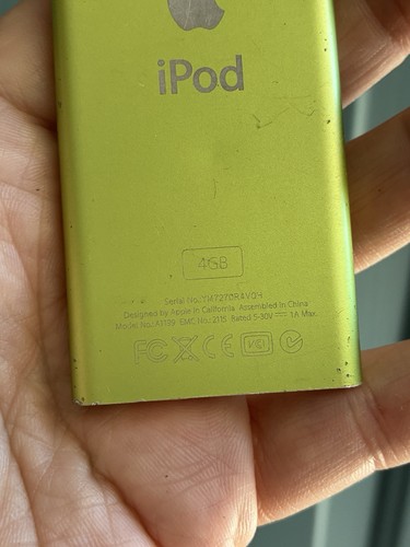 Apple iPod Nano 2nd Generation Green A1199 (4 GB) 583 SONGS WORKS - Device Only - Picture 6 of 7