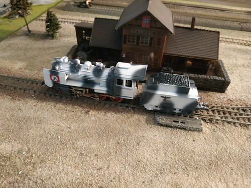 MARKLIN - Märklin 3003, WWII MILITARY CAMO STEAM ENGINE 24058, SCALE HO - Picture 9 of 10