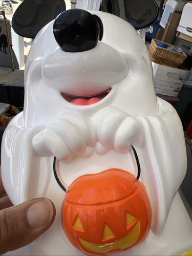 MICKEY MOUSE GHOST TRICK OR TREAT POPCORN HALLOWEEN BUCKET 2010 DISNEY PARKS - Picture 3 of 15