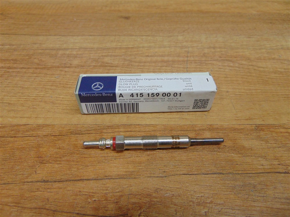 Glow Plug Genuine Mercedes 415 - A4151590001