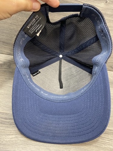 Travis Mathew Mens SnapBack Flexflit Blue Parrot Golf Hat Cap - Picture 9 of 11