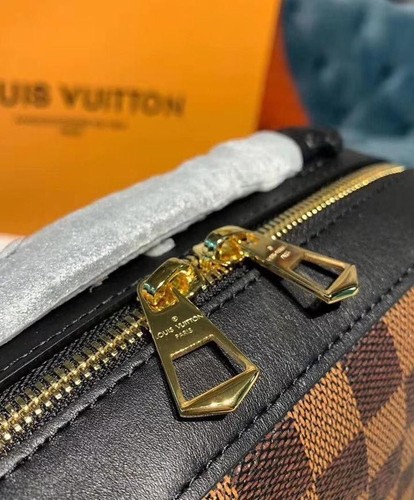 LOUIS VUITTON - SAC À BANDOULIÈRE - Picture 8 of 8