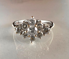 9ct White Gold Ring Cubic Zirconia Stones UK Hallmarked Ring Size I 1/2