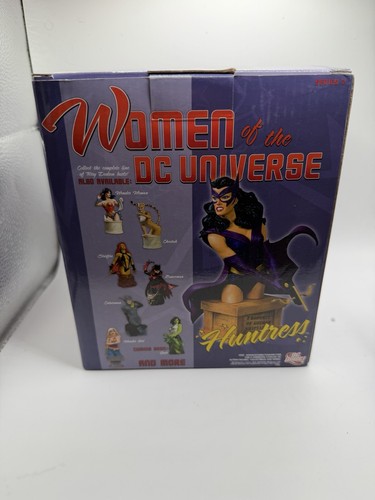 DAMEN DES DC UNIVERSUMS BATMAN JÄGERIN BÜSTE VON TERRY DODSON - Bild 11 von 12