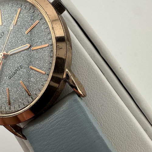 YOLAKO Watch Mens Rose Gold Tone Case Silver Textured Dial Quartz Blue Strap - Picture 7 of 14